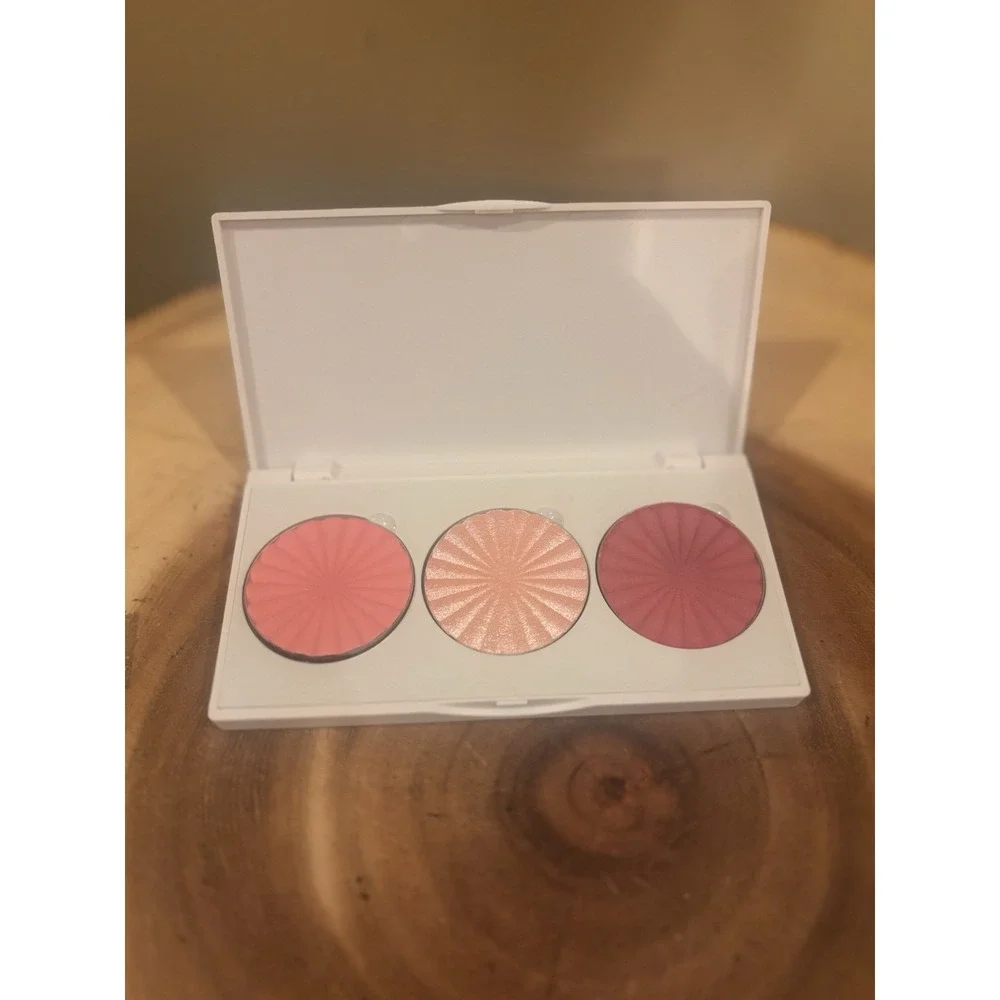 Ofra Cosmetics Midi Palette Blossom Blush‎ Highlighter Wet Or Dry Cheek Kit